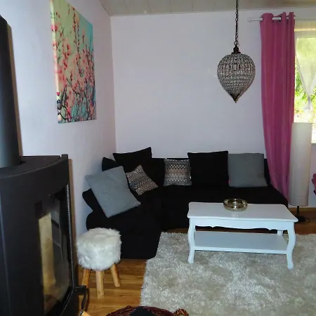 Kastavengrund - Ferienhaus Annabelle Mit Kamin Holiday home Lychen